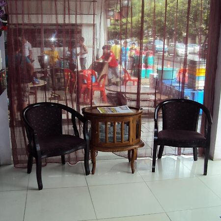 Kinabalu Borneo Hotel コタキナバル エクステリア 写真