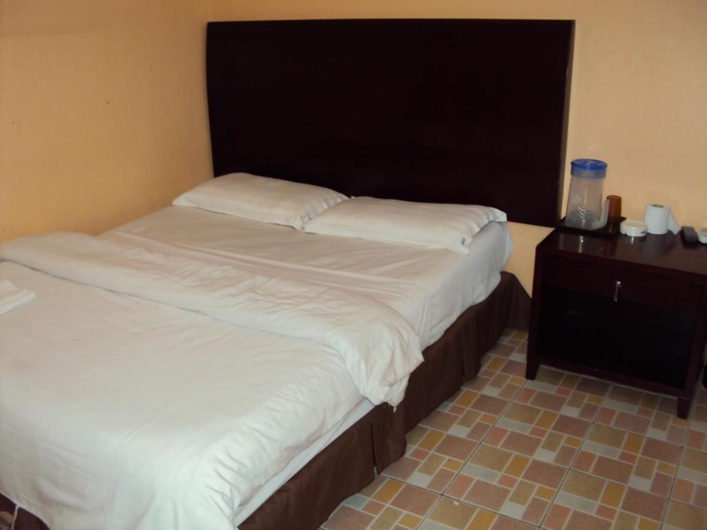 Kinabalu Borneo Hotel コタキナバル 部屋 写真